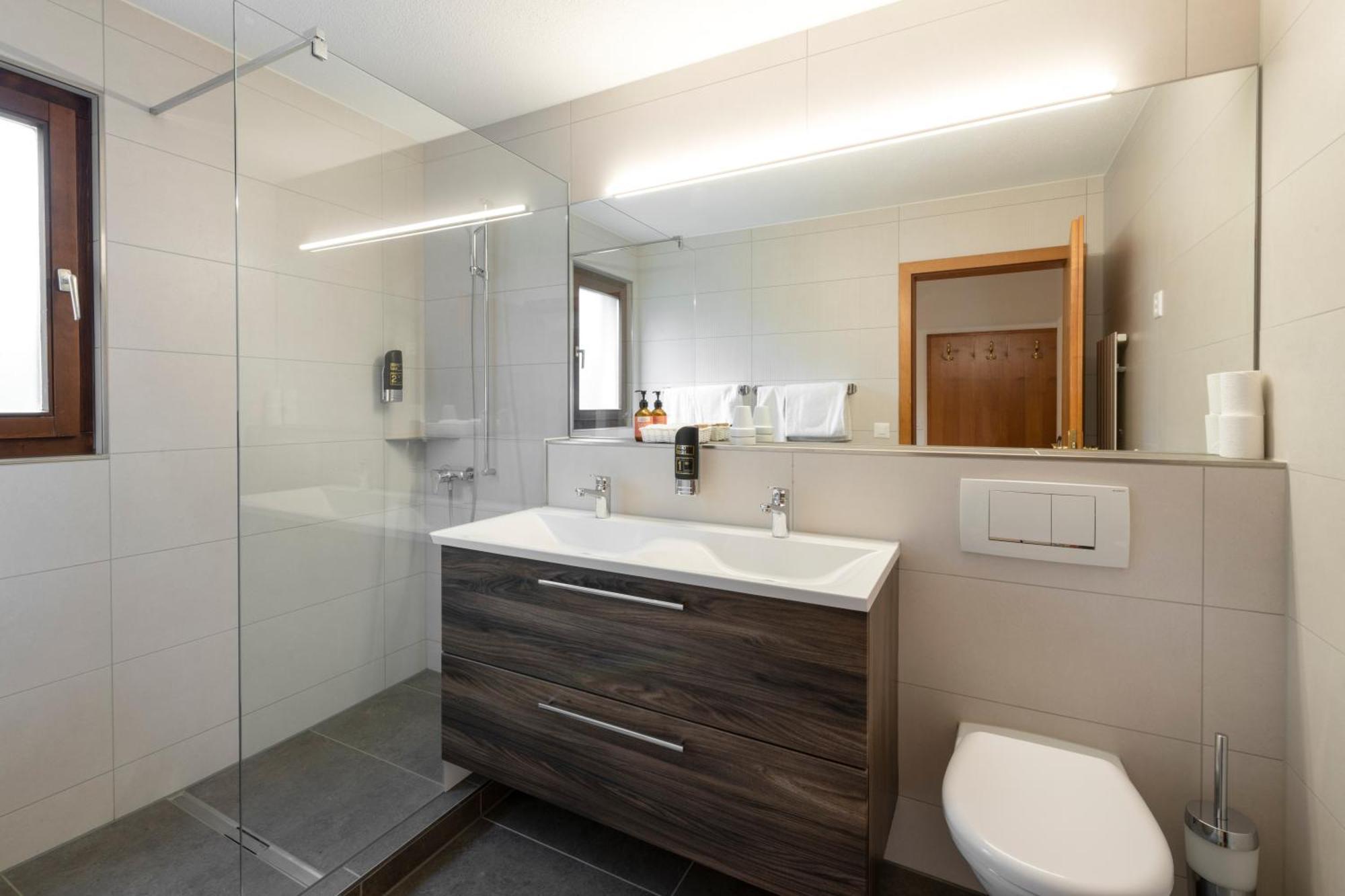 Superior Double Room Balcony Lake View